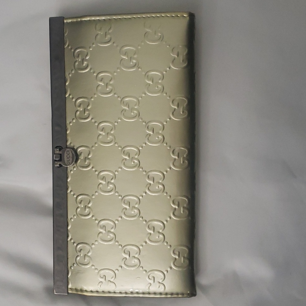 Gucci wallet